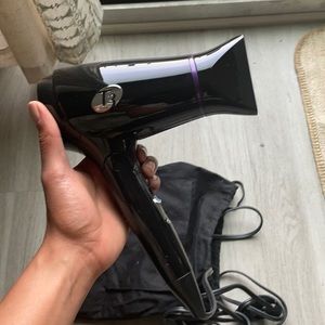 T3 Featherweight Folding Compact Dryer